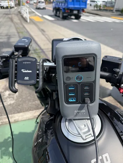 バイクにポータブル電源を積んで買い出しへ